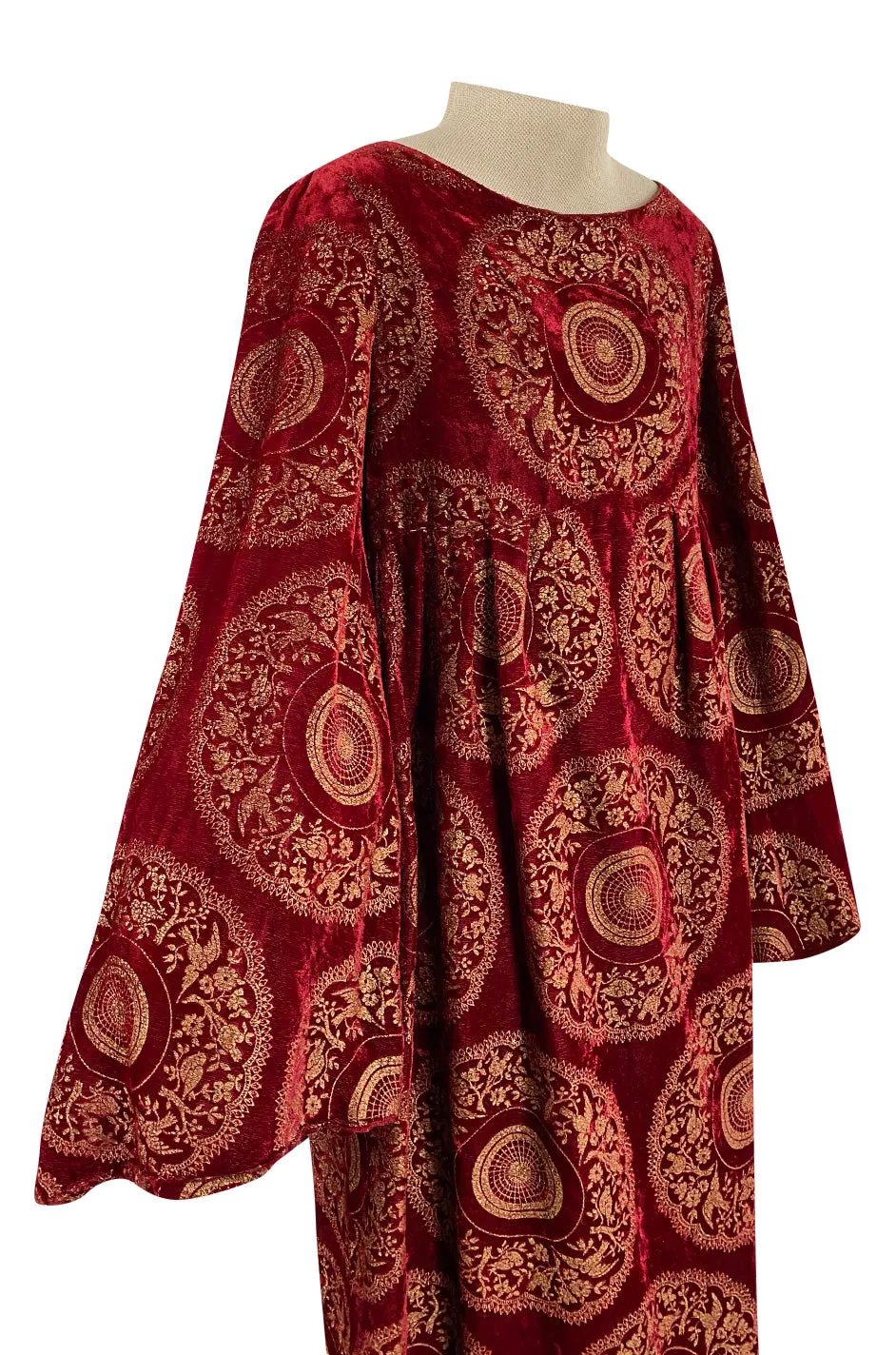 1930s Franco Bertoli Hand Painted Gold Patterned Caftan Dress on A Deep Red Silk Velvet