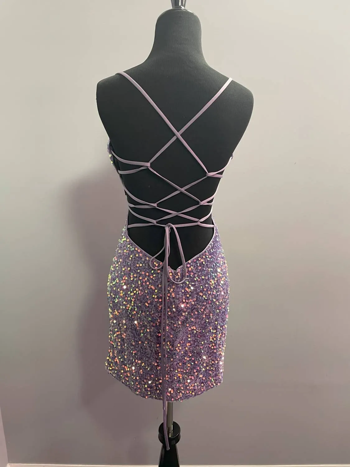 Alyce Paris - Sleeveless Scoop Sequin Short Dress