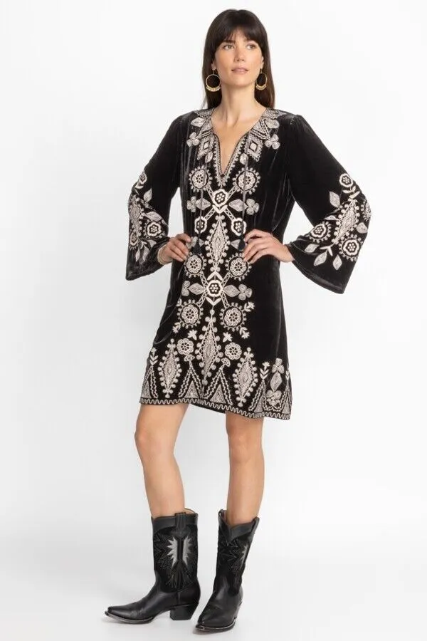 Johnny Was Liona Velvet Kimono Sleeve Dress Flowers Embroidery Black Floral NEW